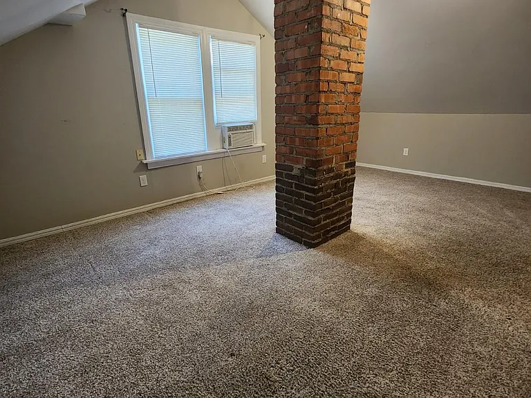 807 W Franklin St #807 — Photo 16