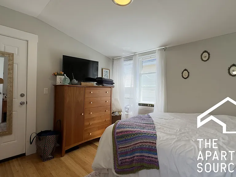 1735 N Fairfield Ave #2 — Photo 20