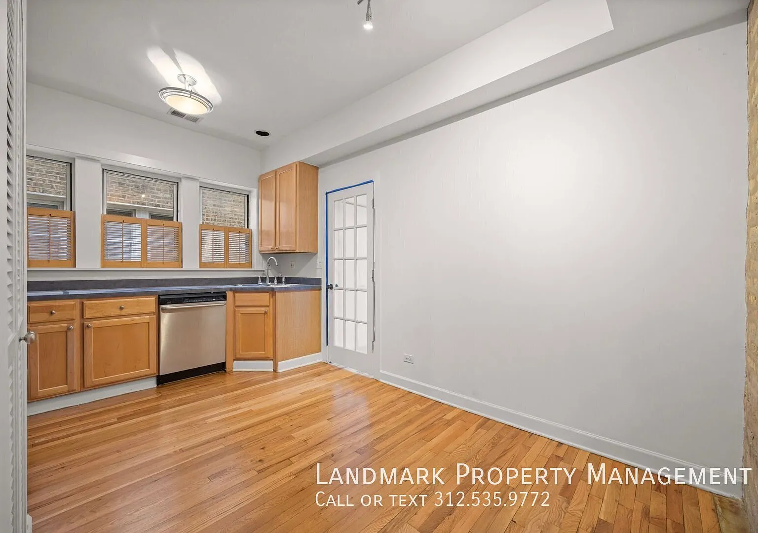 4546 N Albany Ave Unit 2 — Photo 4