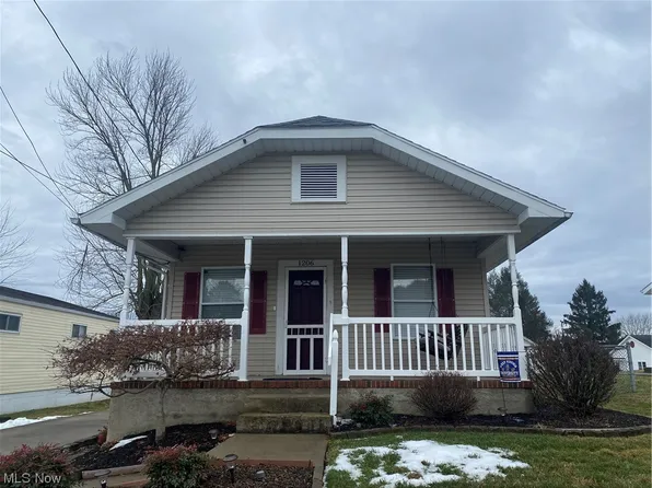 1206 23rd St, Vienna, WV 26105