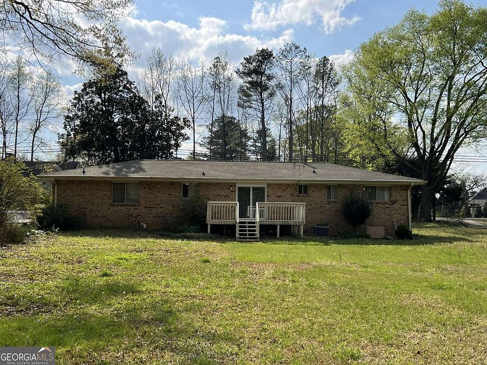 2nd image of 1211 W Sandtown Rd SW