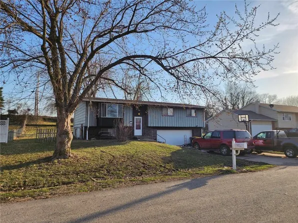 1508 W Main Ter, Savannah, MO 64485
