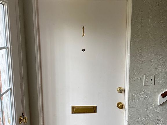 4th image of 4101 SE Belmont St APT 3
