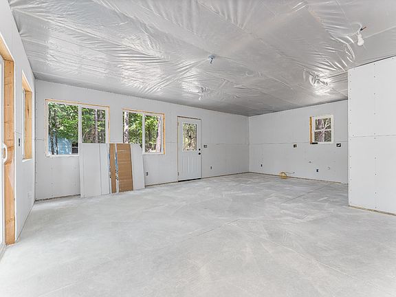 4th image of 11371 Norman Dr