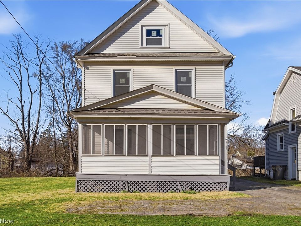 1st image of 2016 Point View Ave