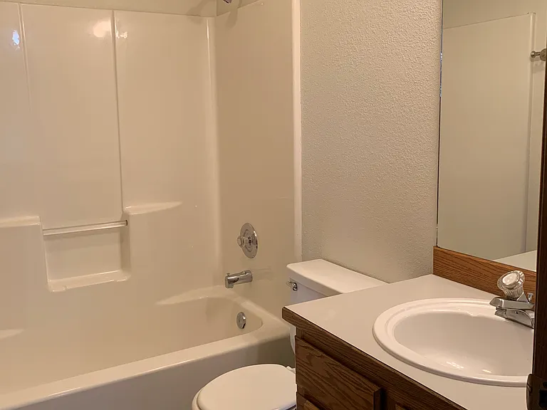 1117 W Kristen Ave — Photo 7