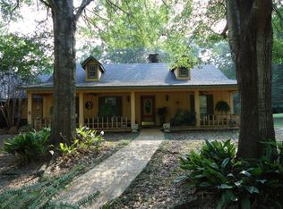 1048 Albena Dr, Port Gibson, MS 39150