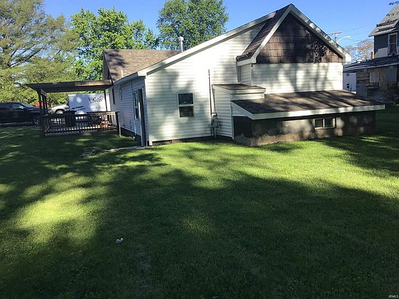 4th image of 208 S Waldron St