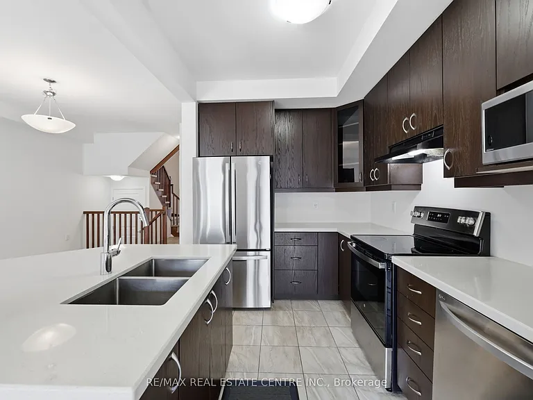 37 Greenwich Ave — Photo 20