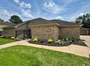 6845 Hialeah Dr, Beaumont, TX 77706