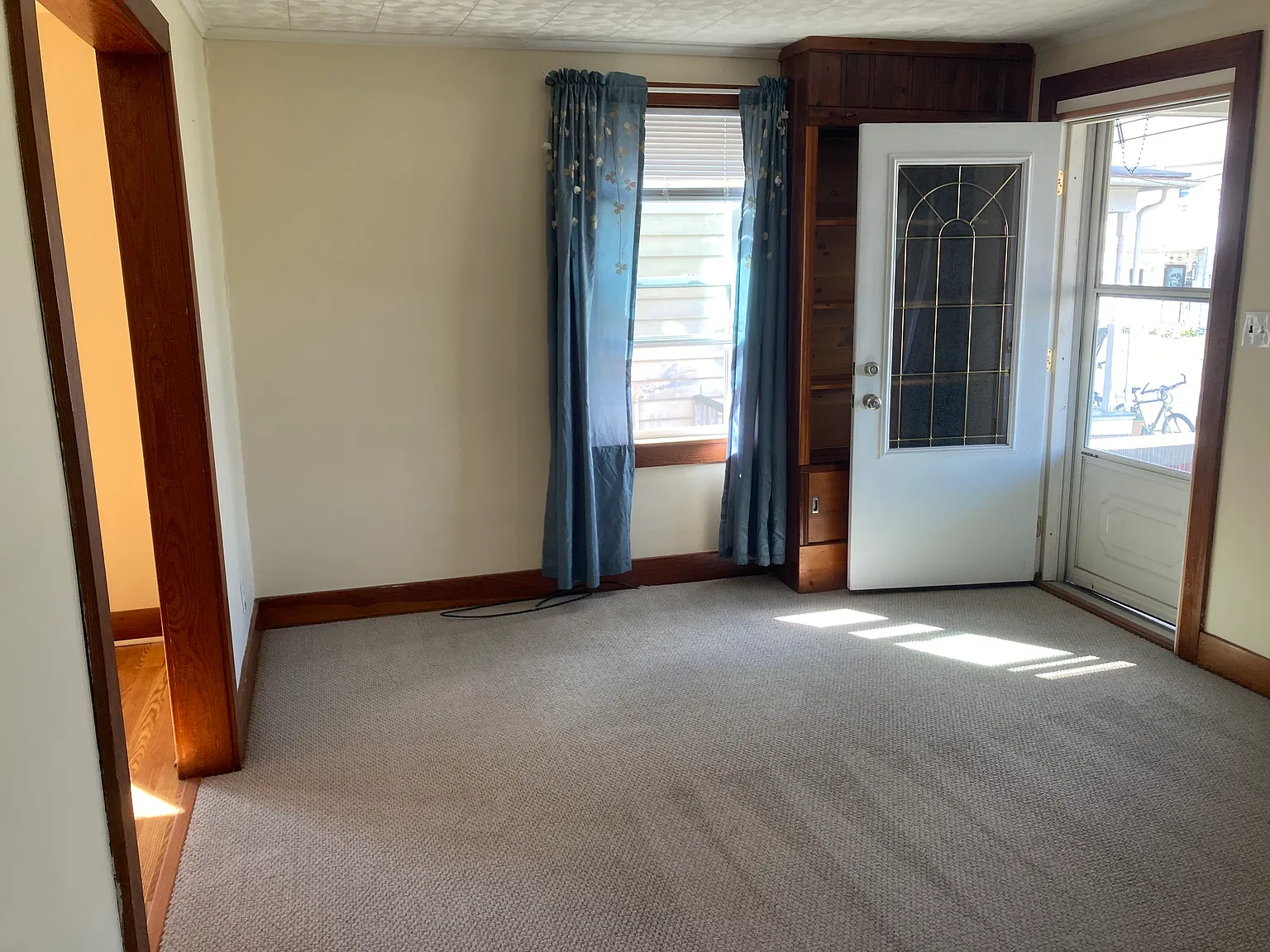 3 bed, 1092 sqft, $1,700 — Photo 4
