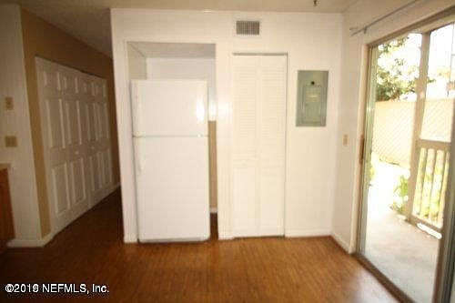 2nd image of 2300 Twelve Oaks Dr APT C7