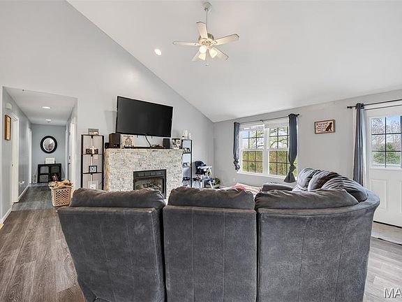 4th image of 20826 Hibbett Rd