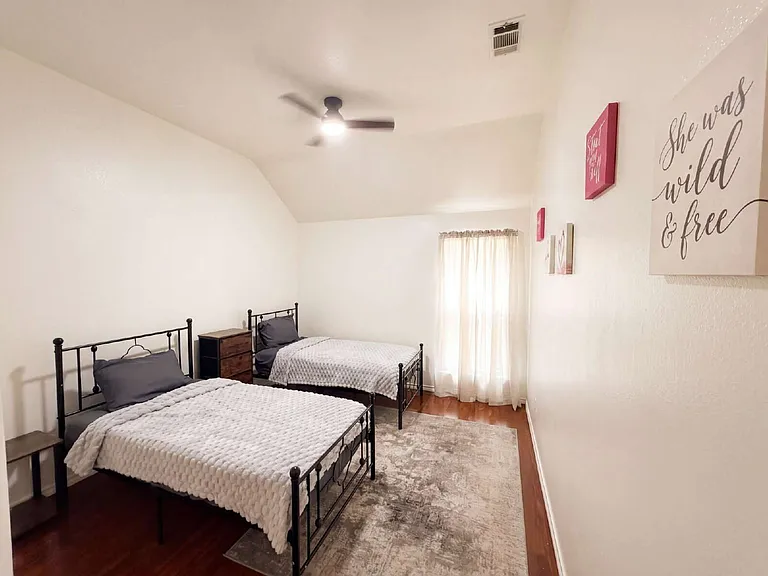 2502 Morningstar Ln — Photo 18
