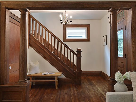 5th image of 306 E Gates St