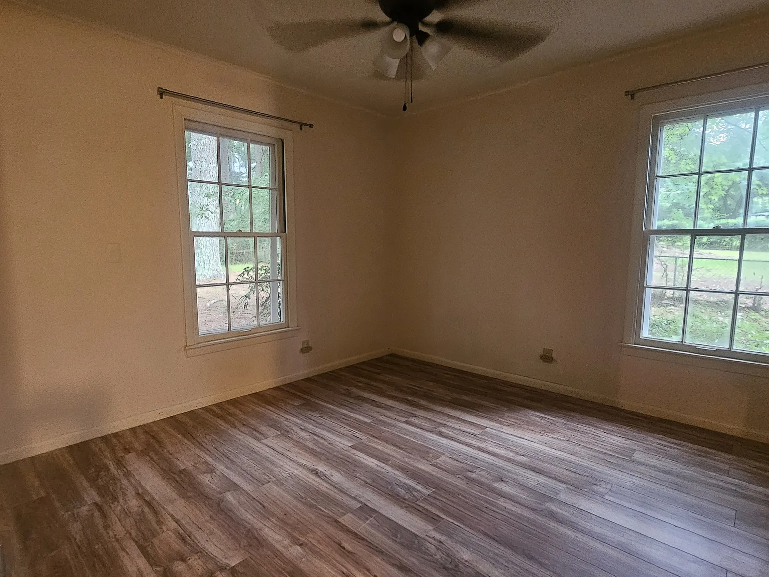 4 bed, 1900 sqft, $1,700 — Photo 4