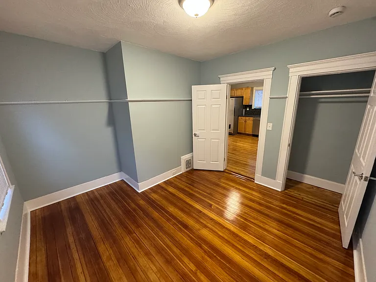 35 Cameron Ave #2L — Photo 12