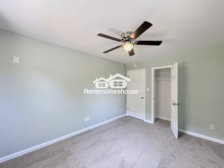 190 Devon Pl — Photo 34