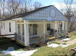 8907 Josephs Coat Ct, Jessup, MD 20794