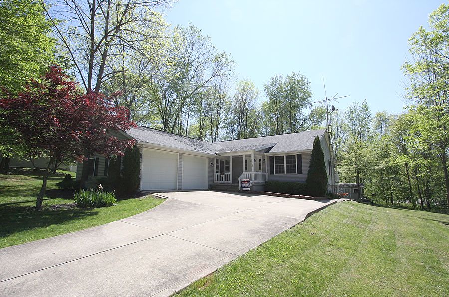 1st image of 688 Highland Hills Dr