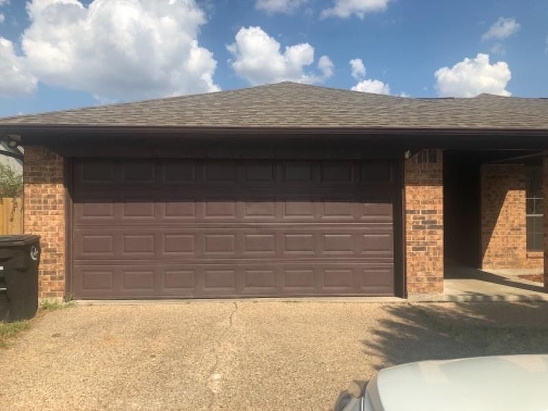 1st image of 1217 Hyde Park Blvd Unit A