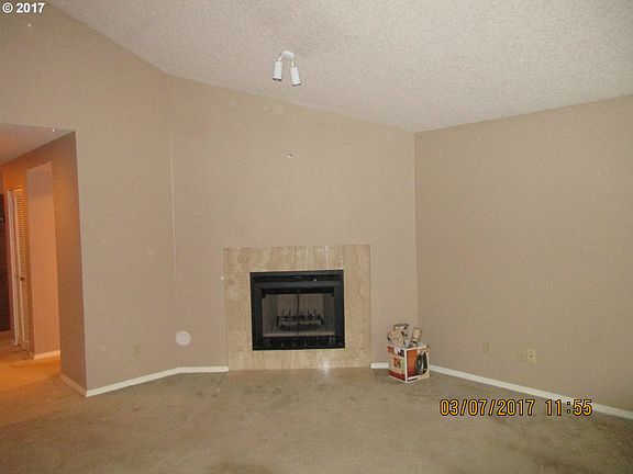 5th image of 2408 SE Baypoint Dr Unit 72