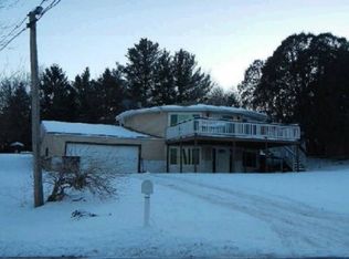 2811 Bemis St, Janesville, WI 53548