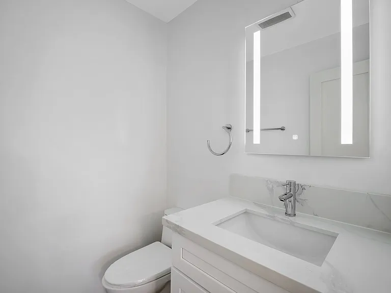 1428 12th St #1428 — Photo 28