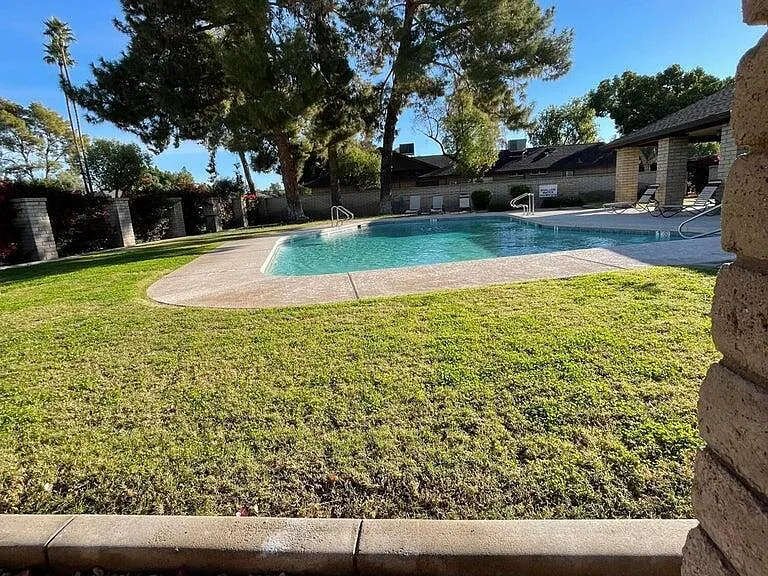 32 W Loma Vista Dr #102 — Photo 27