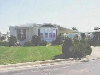 5460 Desert Ln photo 1