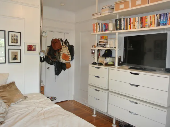 290 Clinton Street image 1 of 6