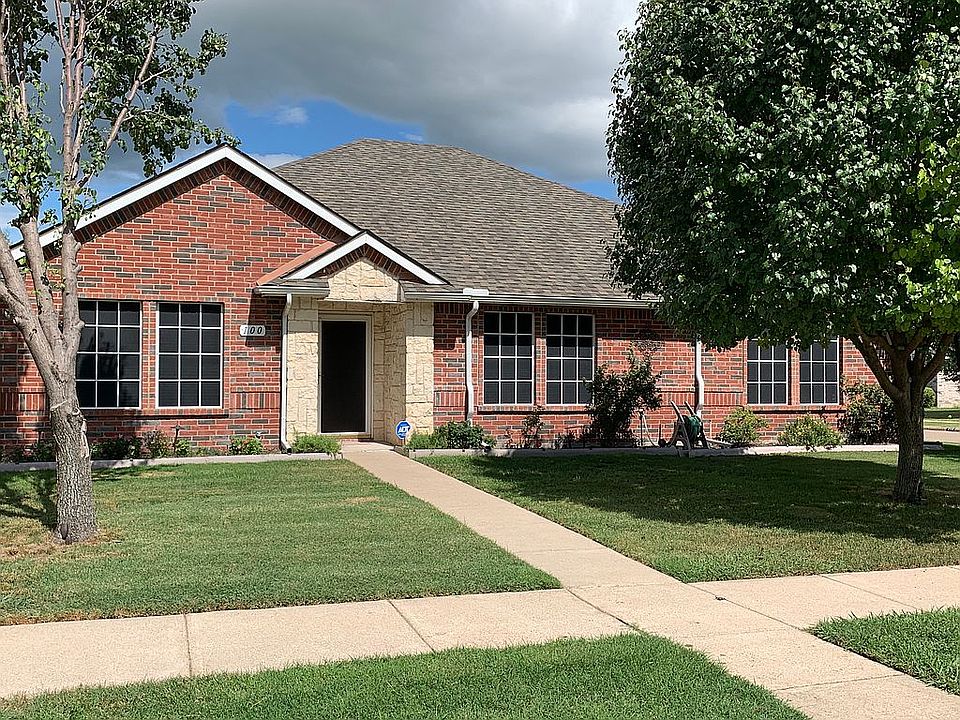 2nd image of 100 Foxtail Ct