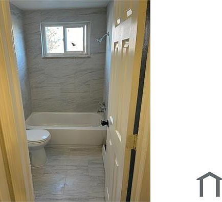 5th image of 1100 S Quivas St #306