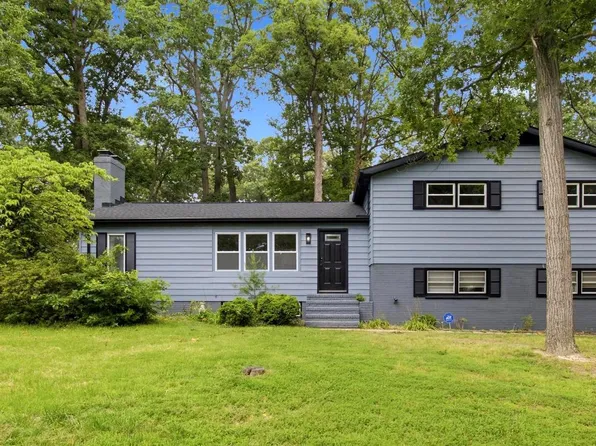 896 Forest Ln, Hanover, MD 21076