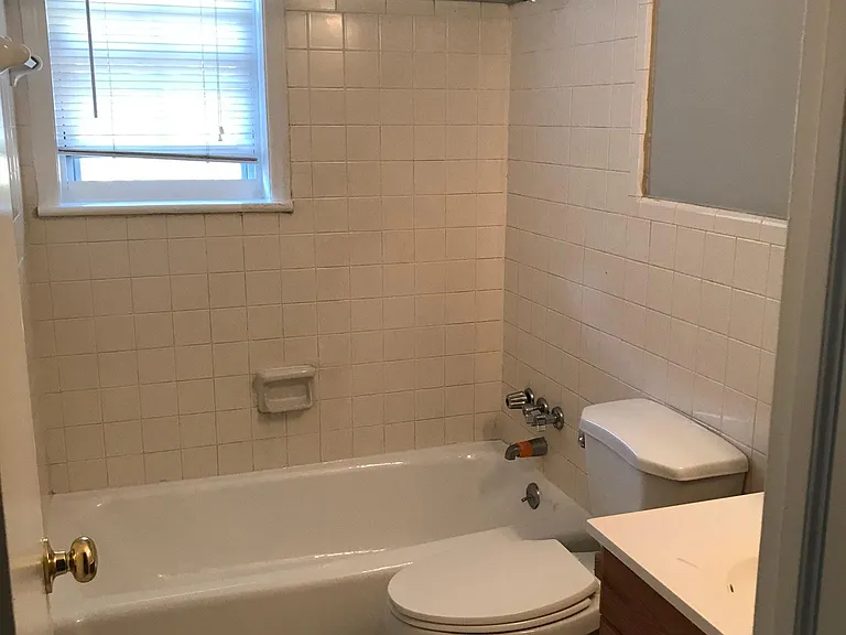1827 Lookout Ln #8 — Photo 8