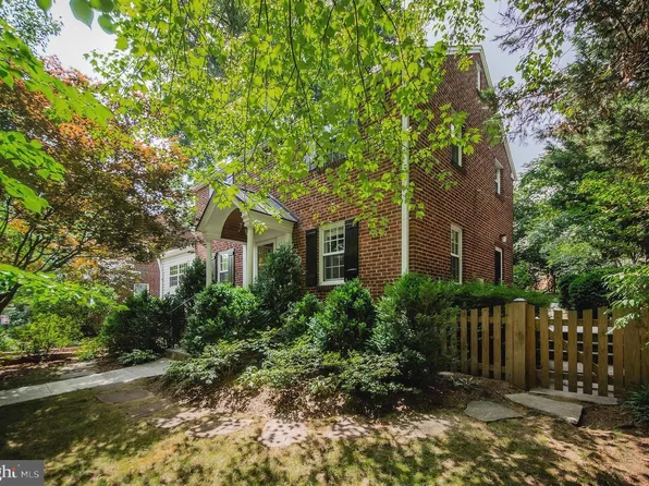 6148 12th Rd N, Arlington, VA 22205