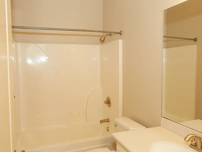 8 Village Way — Photo 12