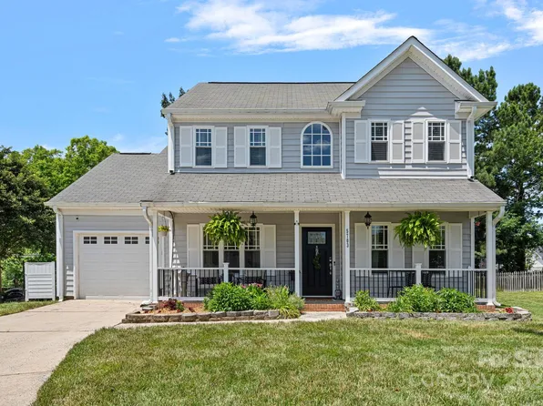 5703 Vine Ct, Indian Trail, NC 28079