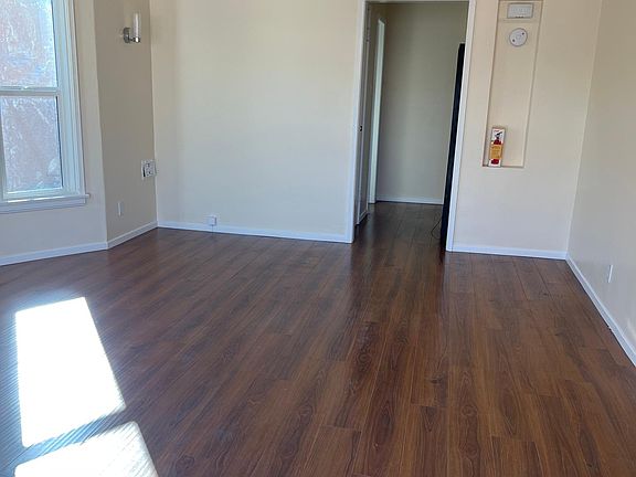 4th image of 314 1/2 N 5th St