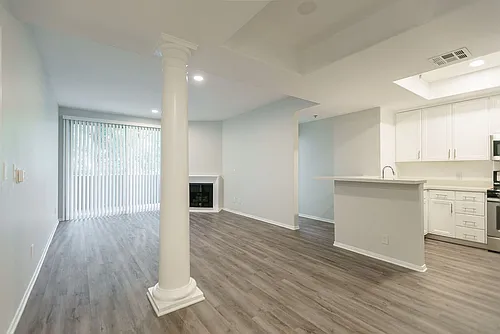 Floor plan 211