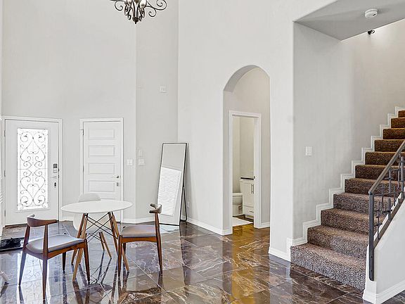 3rd image of 4525 Nashville Ave #B