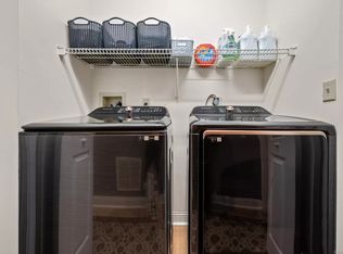 1 Madison Ln, Avon, CT 06001