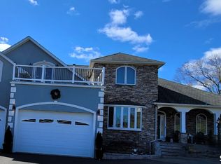 1461 Bunker Hill Rd, Watertown, CT 06795