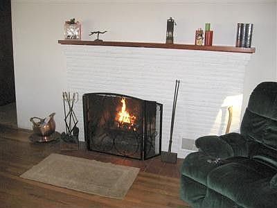 3rd image of 8512 Veterans Dr SW