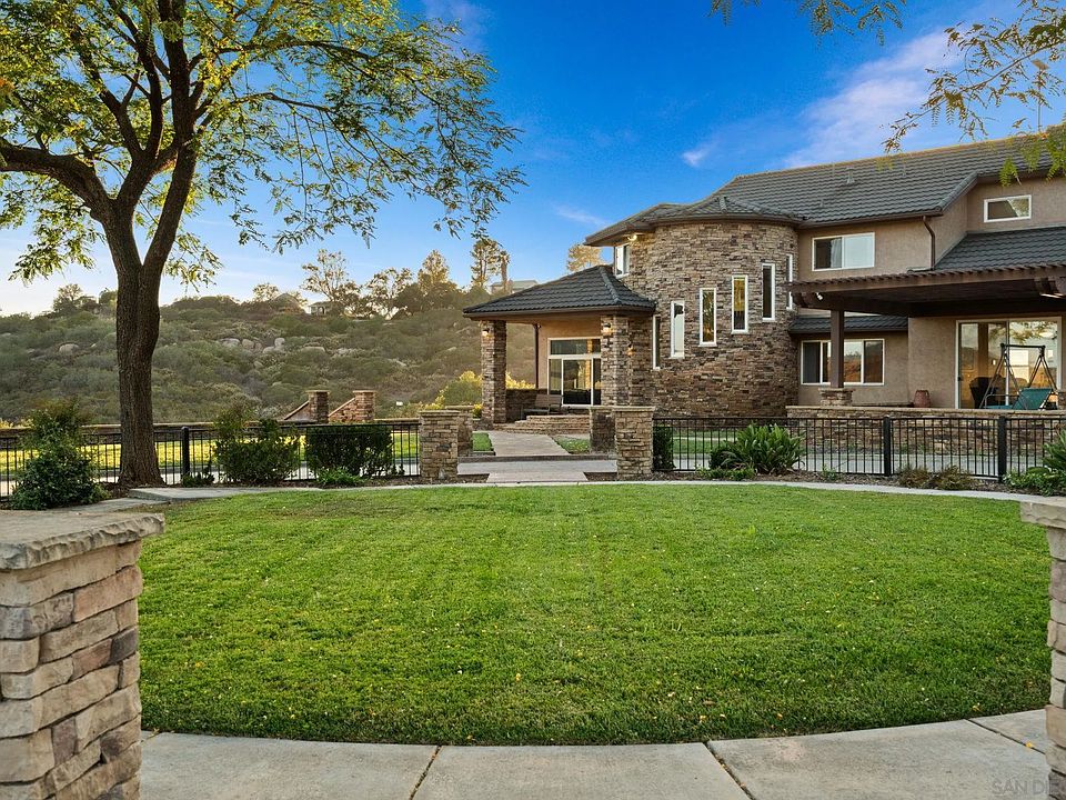 1st image of 16997 Sky Valley Dr