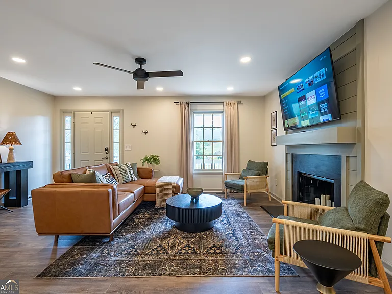 21 Magnolia Ct NE — Photo 1