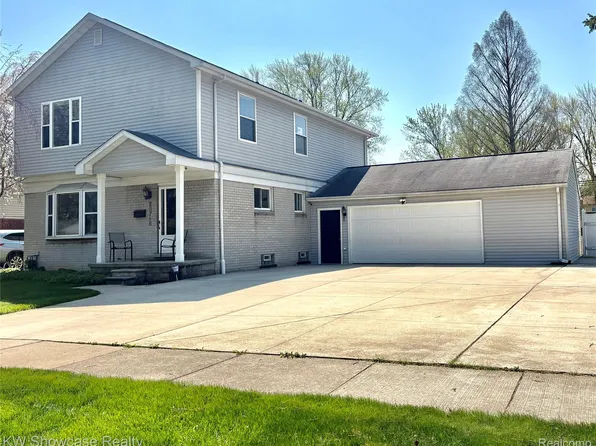 25715 Norfolk St, Dearborn Heights, MI 48125