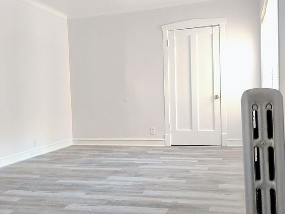 5th image of 6602 S Ingleside Ave #921-2