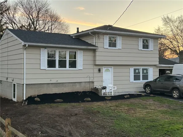 2525 Lyell Rd, Rochester, NY 14606