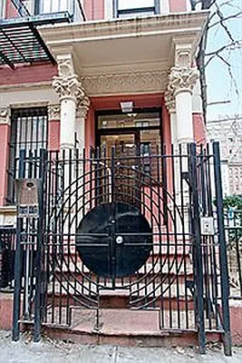Sold by Douglas Elliman | media 22